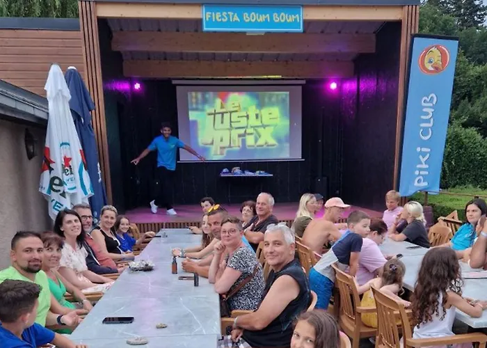 Mobil Confortable Avec Terrasse A Saint-geniez-d'olt, 6 Personnes - Api-1-52-1296 Campingplads *