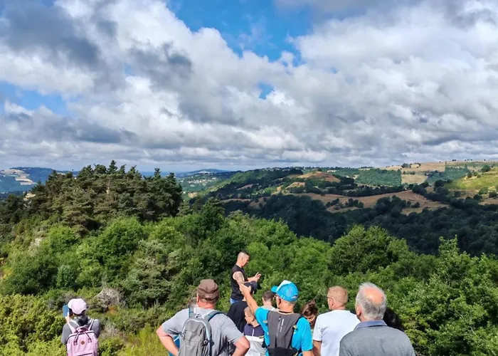 Mobil Confortable Avec Terrasse A Saint-geniez-d'olt, 6 Personnes - Api-1-52-1296 Campingplads