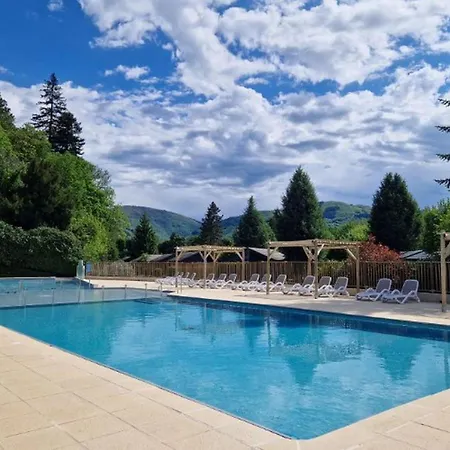 Mobil Confortable Avec Terrasse A Saint-geniez-d'olt, 6 Personnes - Api-1-52-1296 Campsite *