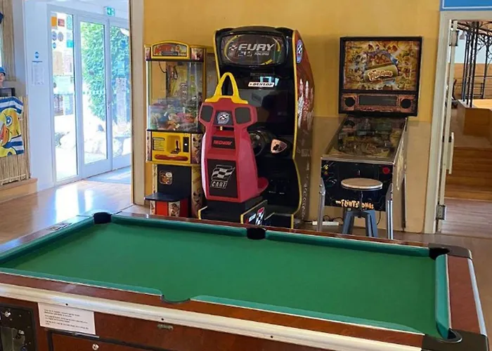 Mobil Confortable Avec Terrasse A Saint-geniez-d'olt, 6 Personnes - Api-1-52-1296